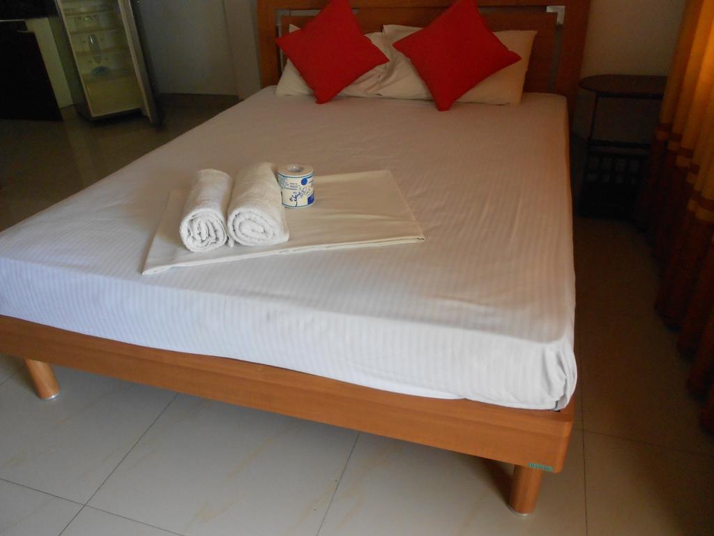 Shanith Guesthouse Negombo Quarto foto